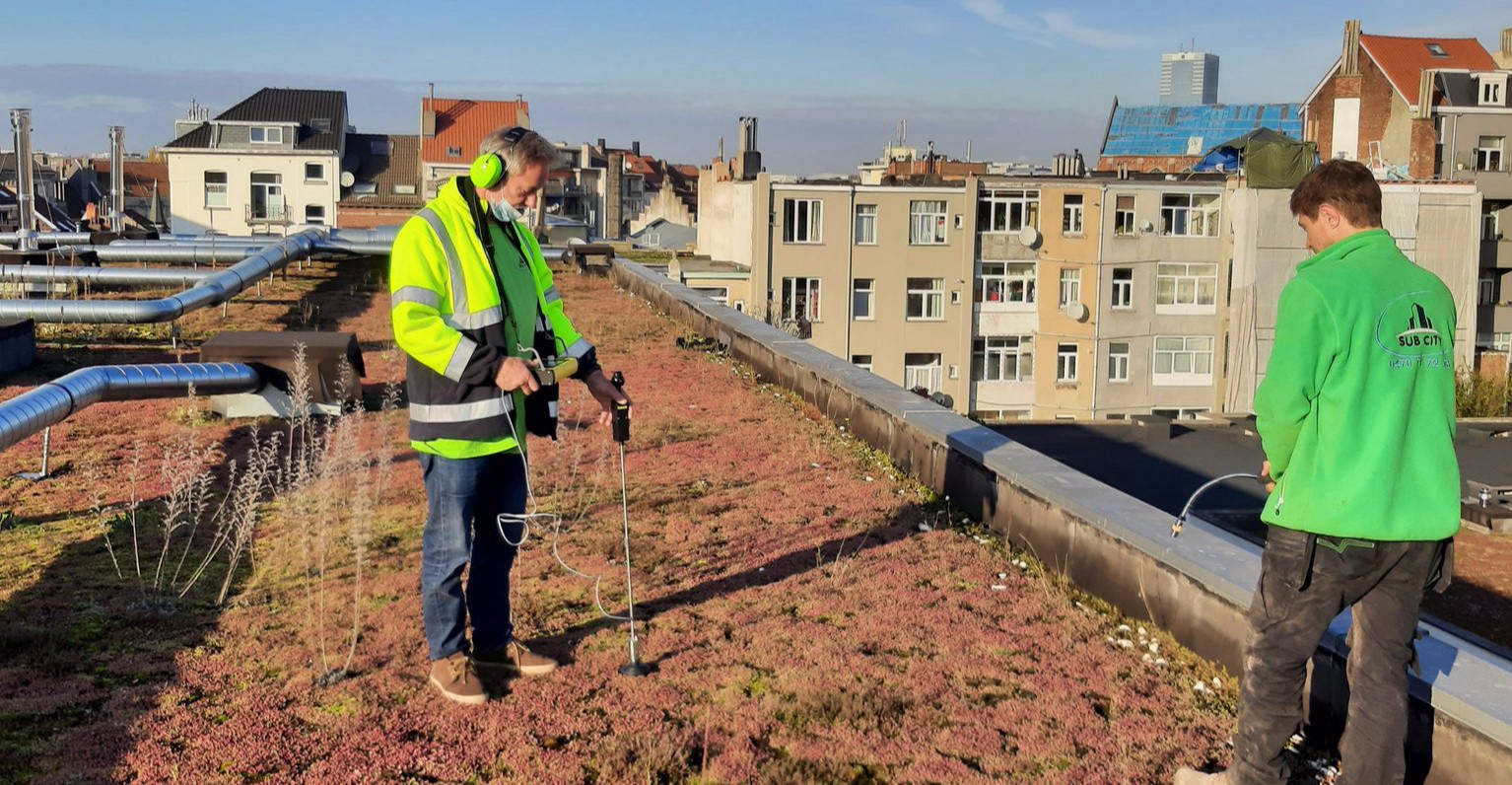 Recherche de fuite toiture avec injection azote hydrogéné sous toiture 